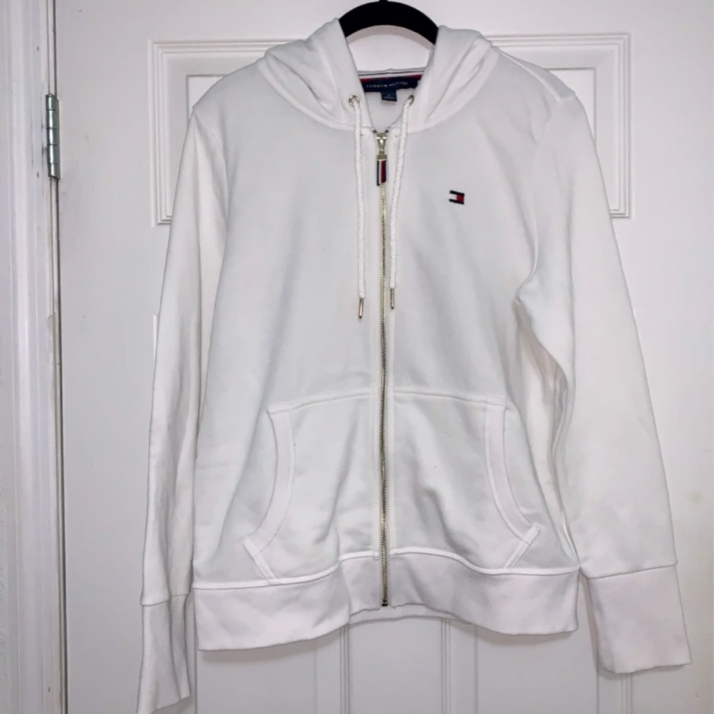Tommy Hilfiger jacket with hood and pockets